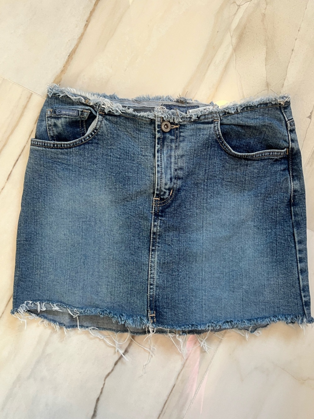Bluenotes‎ Y2K Low Rise, Blue Denim Frayed Hem Mini Skirt,Elastic waist band
